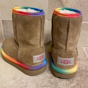 Toddler Ugg’s w/rainbow trim